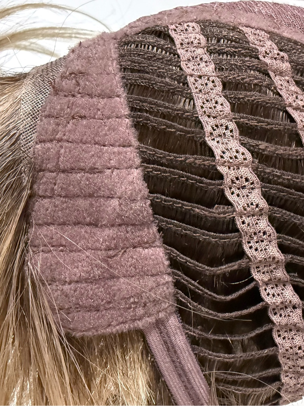 Belle Tress Williamsburg Lace Front Wig NWT Beige Linen | Heat Friendly - Picture 8 of 9